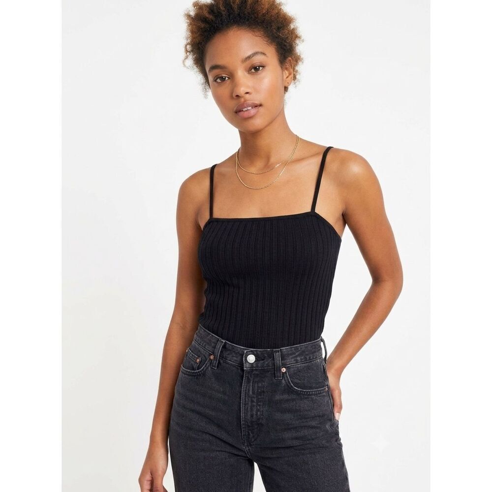 Universal Thread Black Ribbed Tank Top Small Camisole Spaghetti Strap Crop Basic